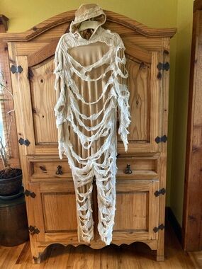 Adult Target hooded full body mummy suit costume size M